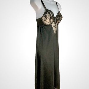 **5 for $50**VTG BLACK/TAN LACE FULL SLIP FORMFIT ROGERS BUILT-IN UW BRA…